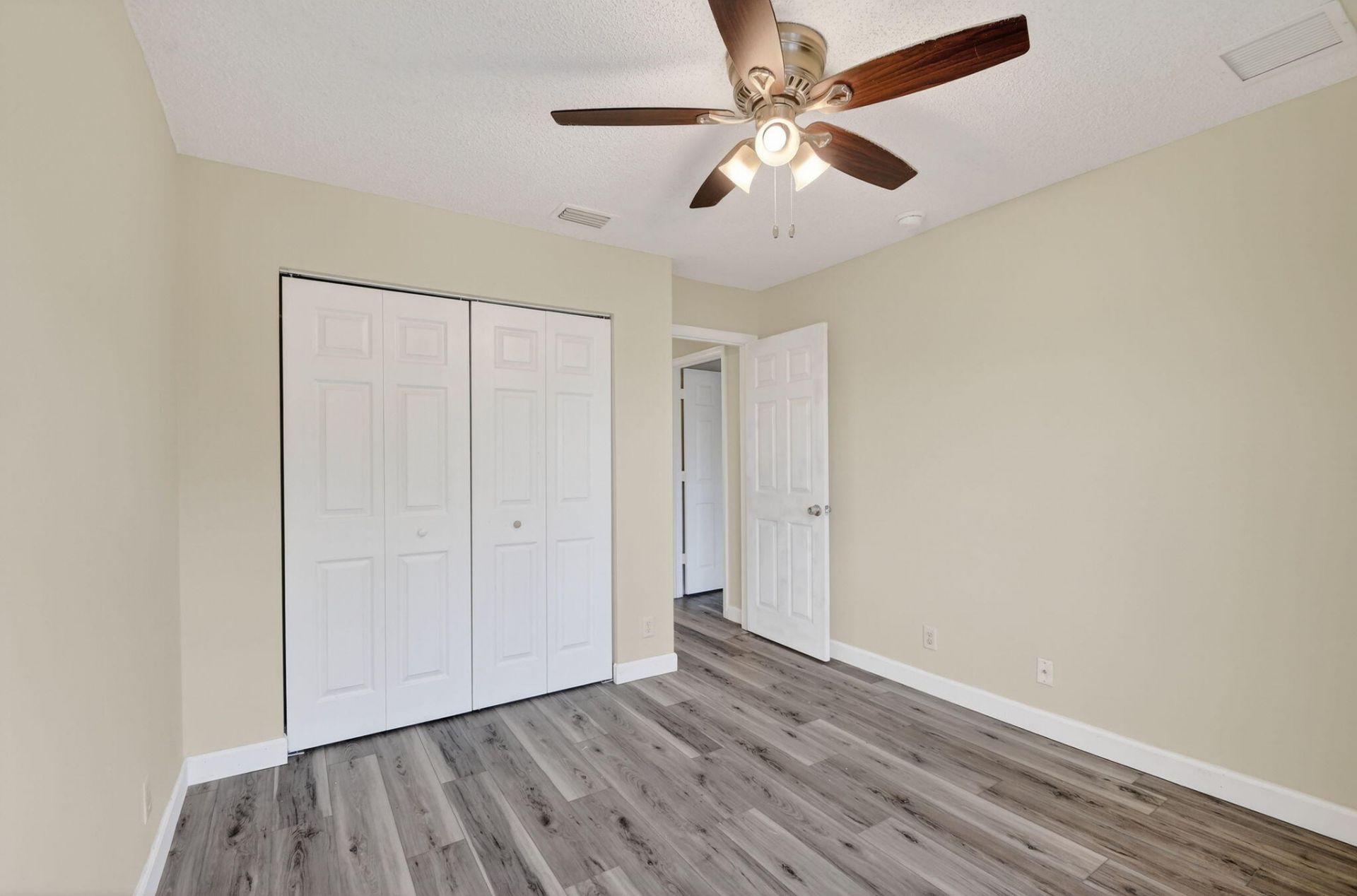 738 Perdido Heights Drive, West Palm Beach, FL 33413 Photo