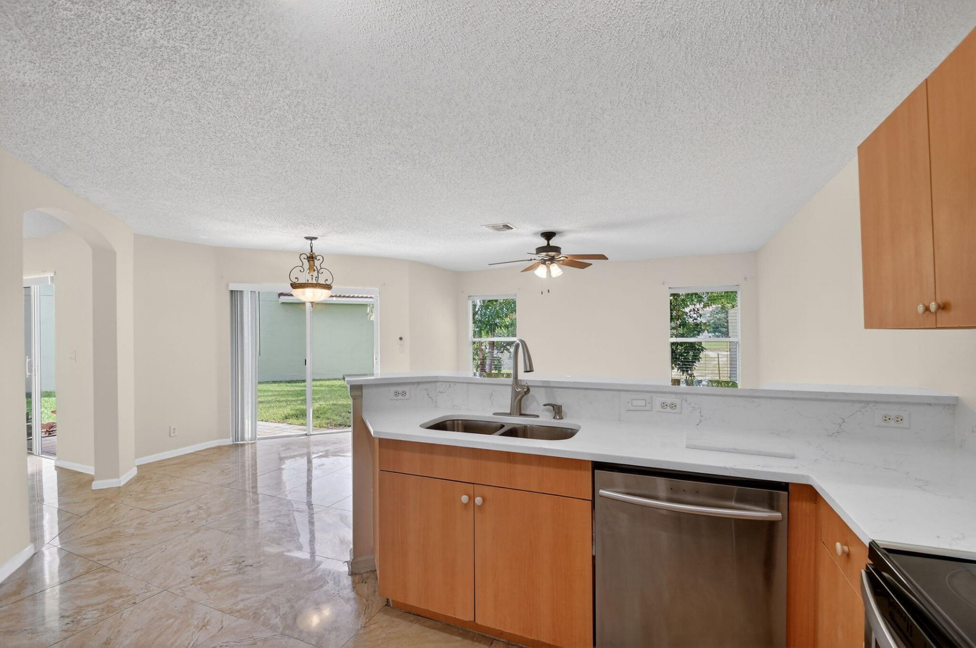 738 Perdido Heights Drive, West Palm Beach, FL 33413 Photo