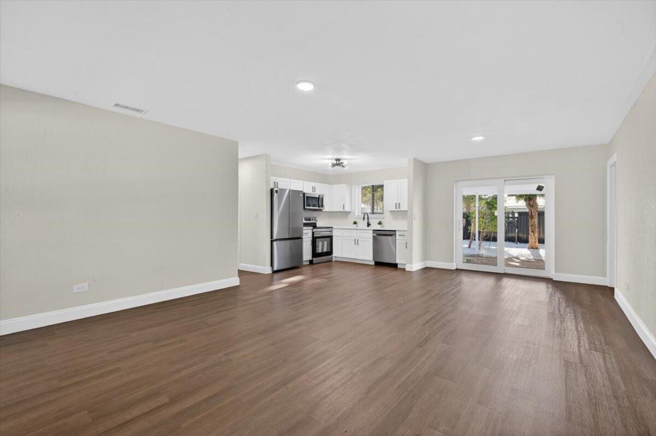 710 SW 67th Avenue, Pembroke Pines, FL 33023 Photo