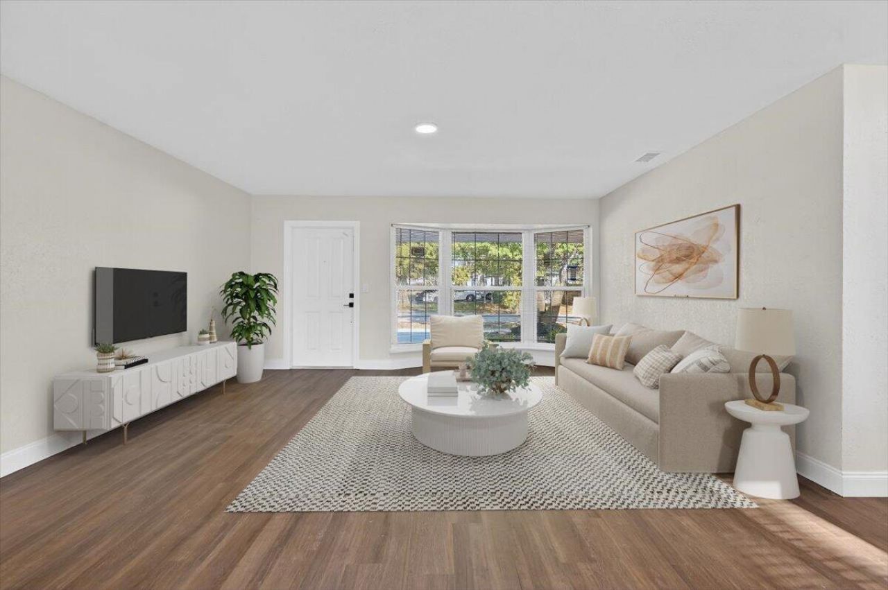 710 SW 67th Avenue, Pembroke Pines, FL 33023 Photo