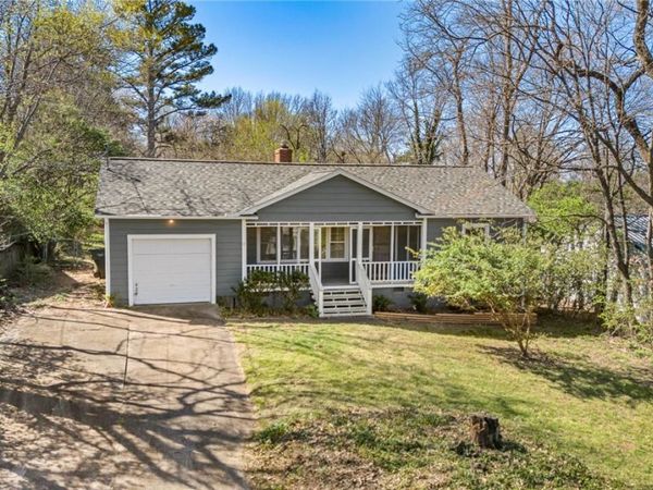 739 E Jackson Drive , Fayetteville, AR 72701