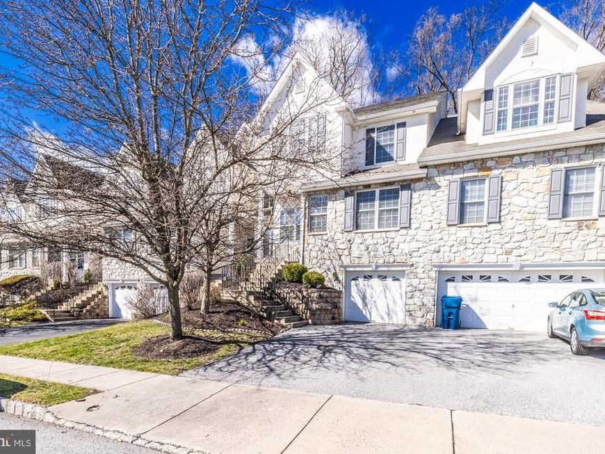 145 Madison Way, Downingtown, PA 19335 Main Photo