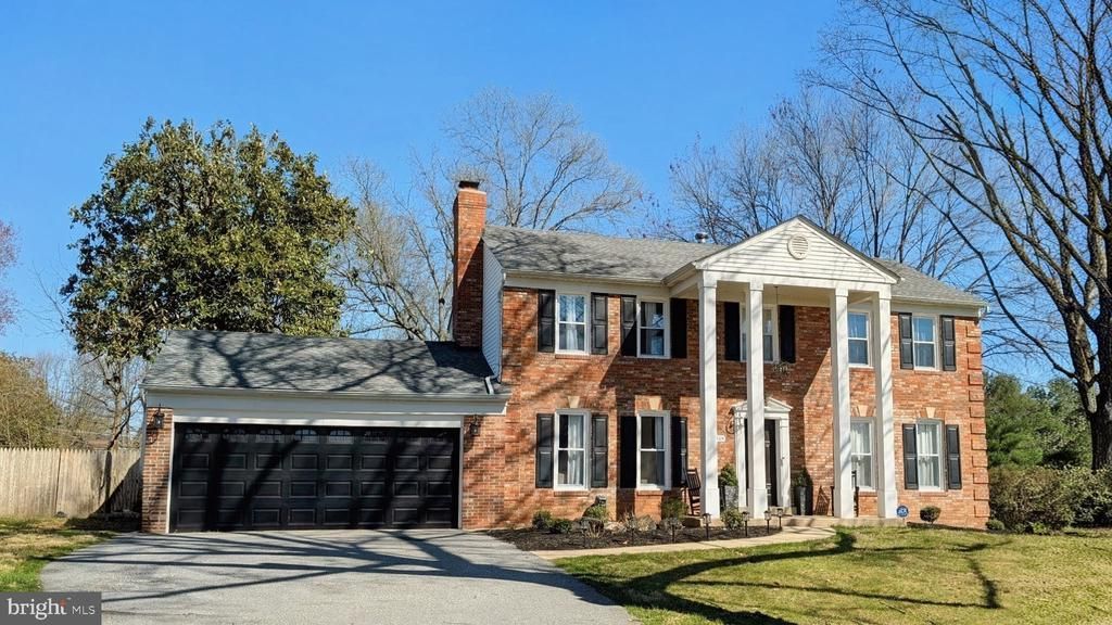 16905 OLD COLONY WAY , ROCKVILLE, MD 20853