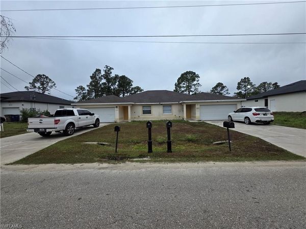 4647 24th ST SW, LEHIGH ACRES, FL 33973