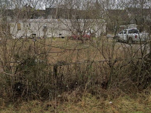 301 Easy St , La Vergne, TN 37086