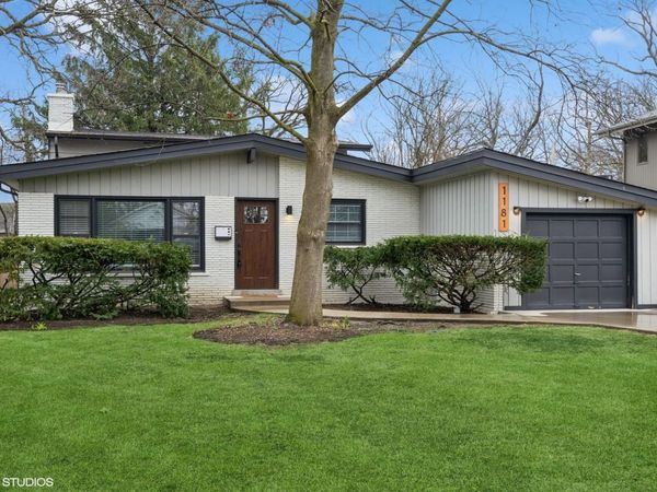 1181 Sherwood Road , Highland Park, IL 60035