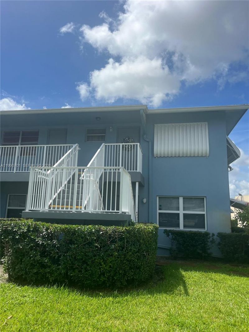 3856 S Cir Dr , Unit 6, Hollywood, FL 33021 Photo