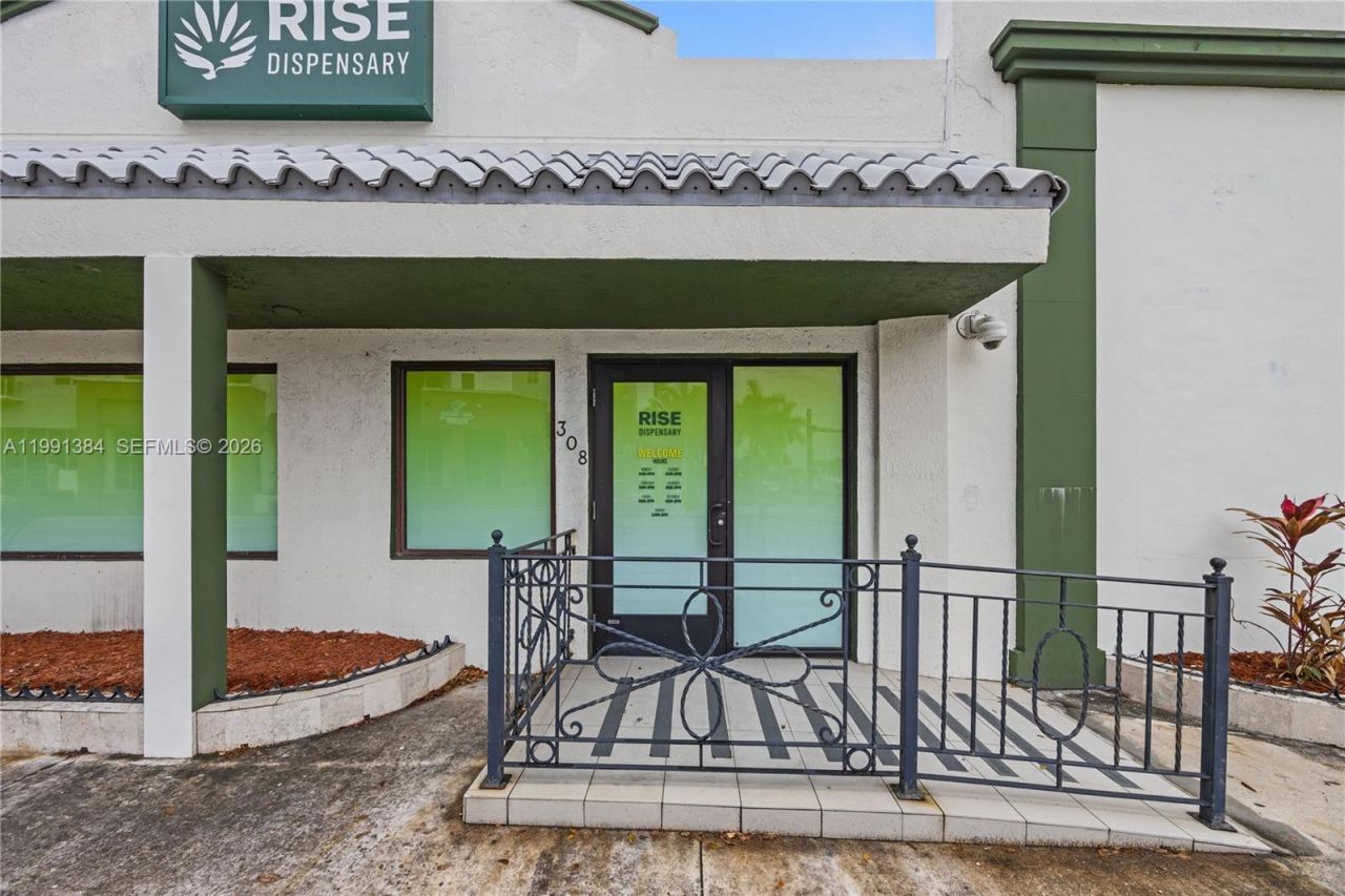 308 N Federal Hwy , Hallandale Beach, FL 33009 Photo