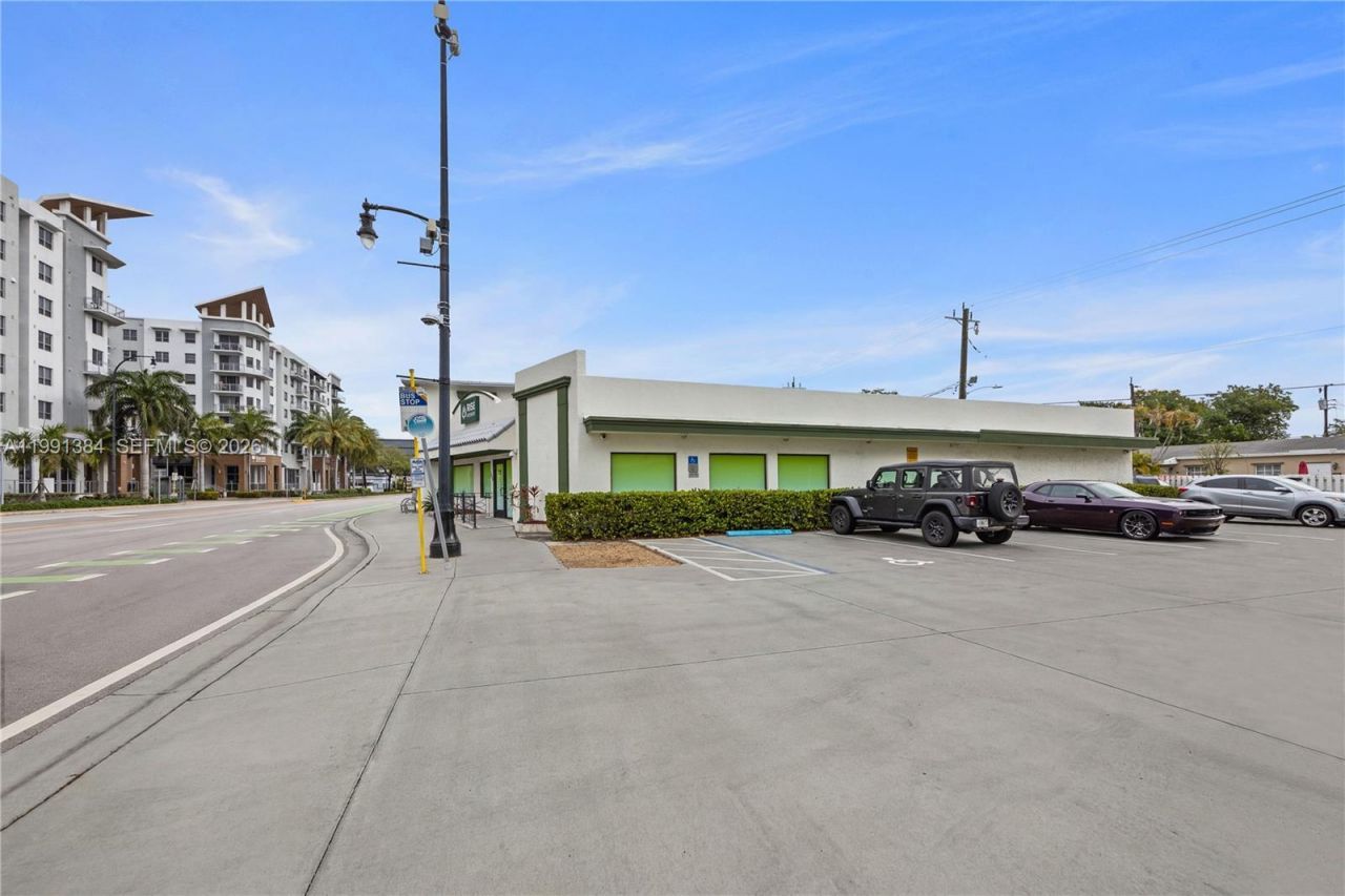308 N Federal Hwy , Hallandale Beach, FL 33009 Photo