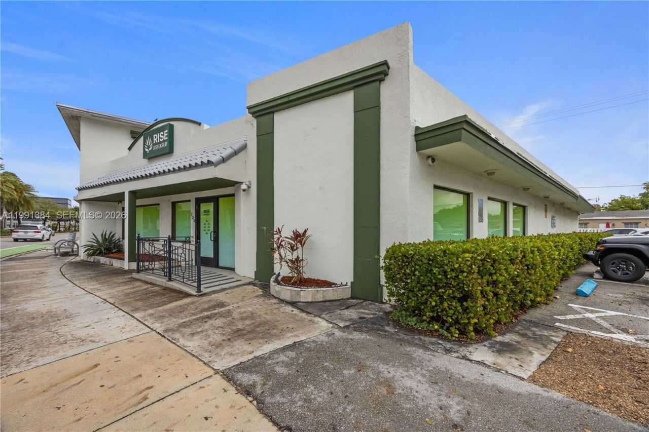 308 N Federal Hwy , Hallandale Beach, FL 33009 Photo