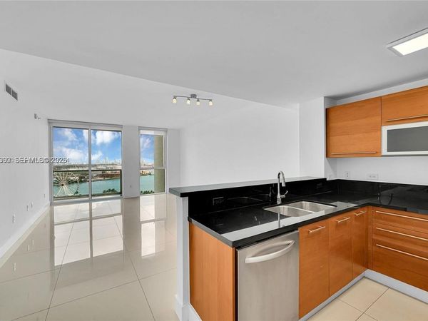 253 NE 2nd St, Unit 2307, Miami, FL 33132