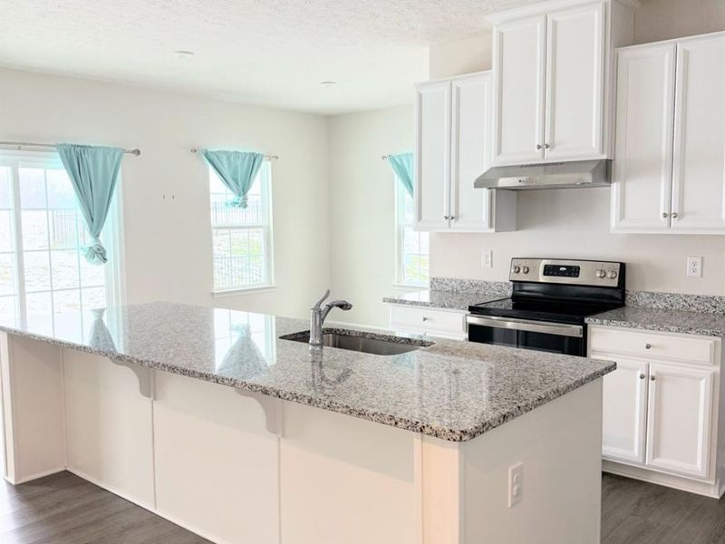 6017 Outlook Court, Hamilton Twp, OH 45152 Photo 5