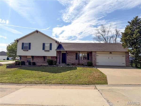 525 Stotler Way , Jackson, MO 63755