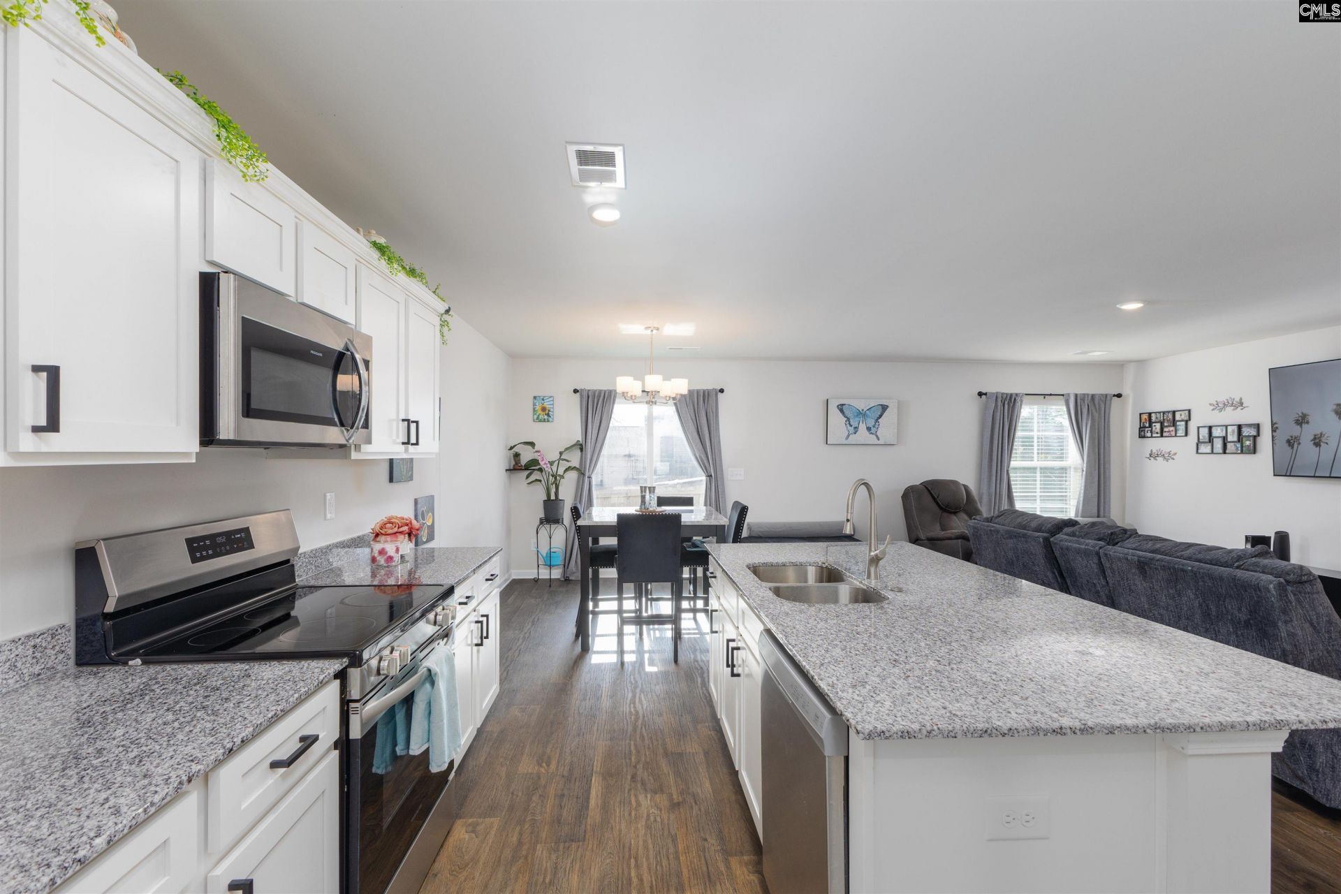 326 Community Drive Photo 10