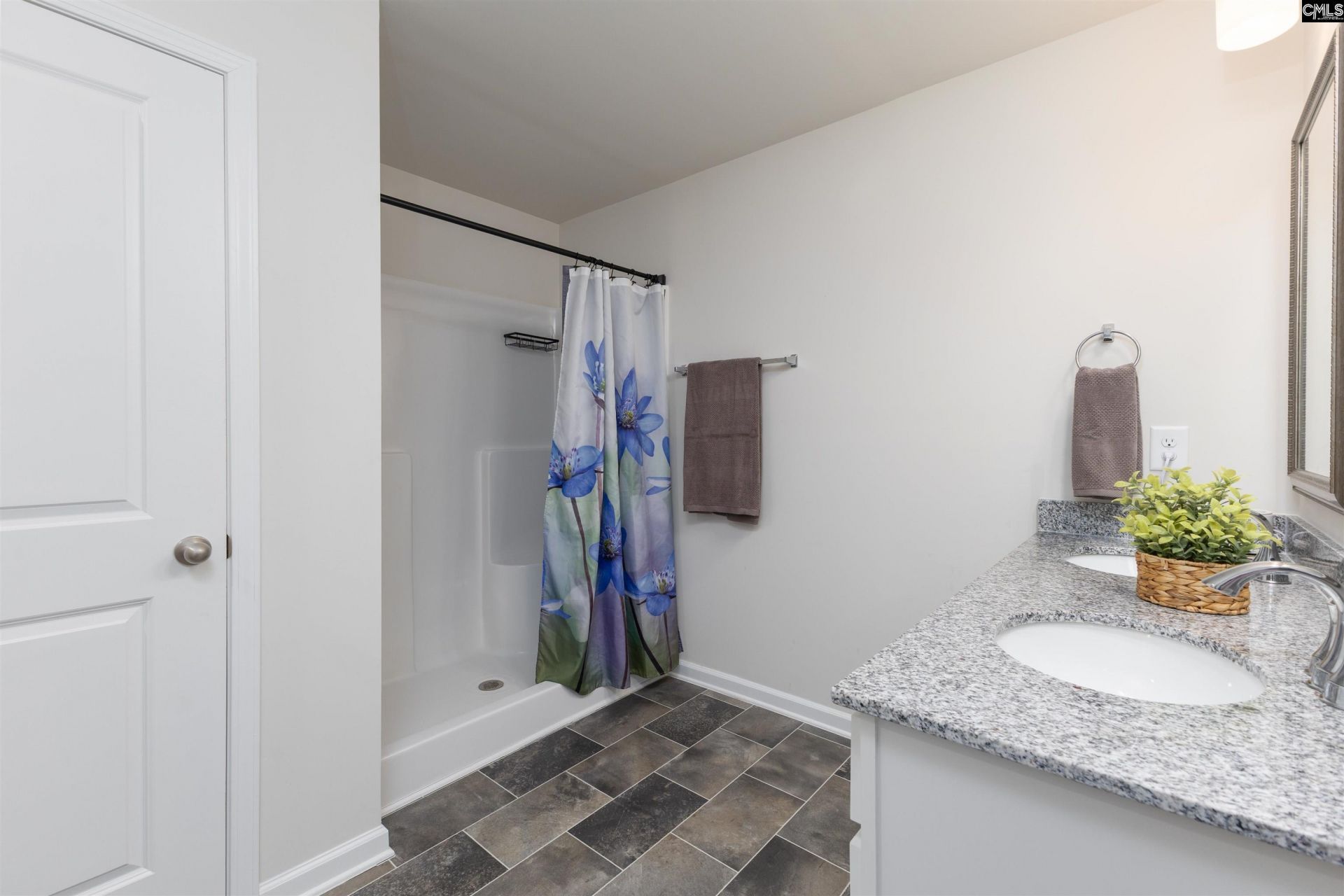 326 Community Drive Photo 18