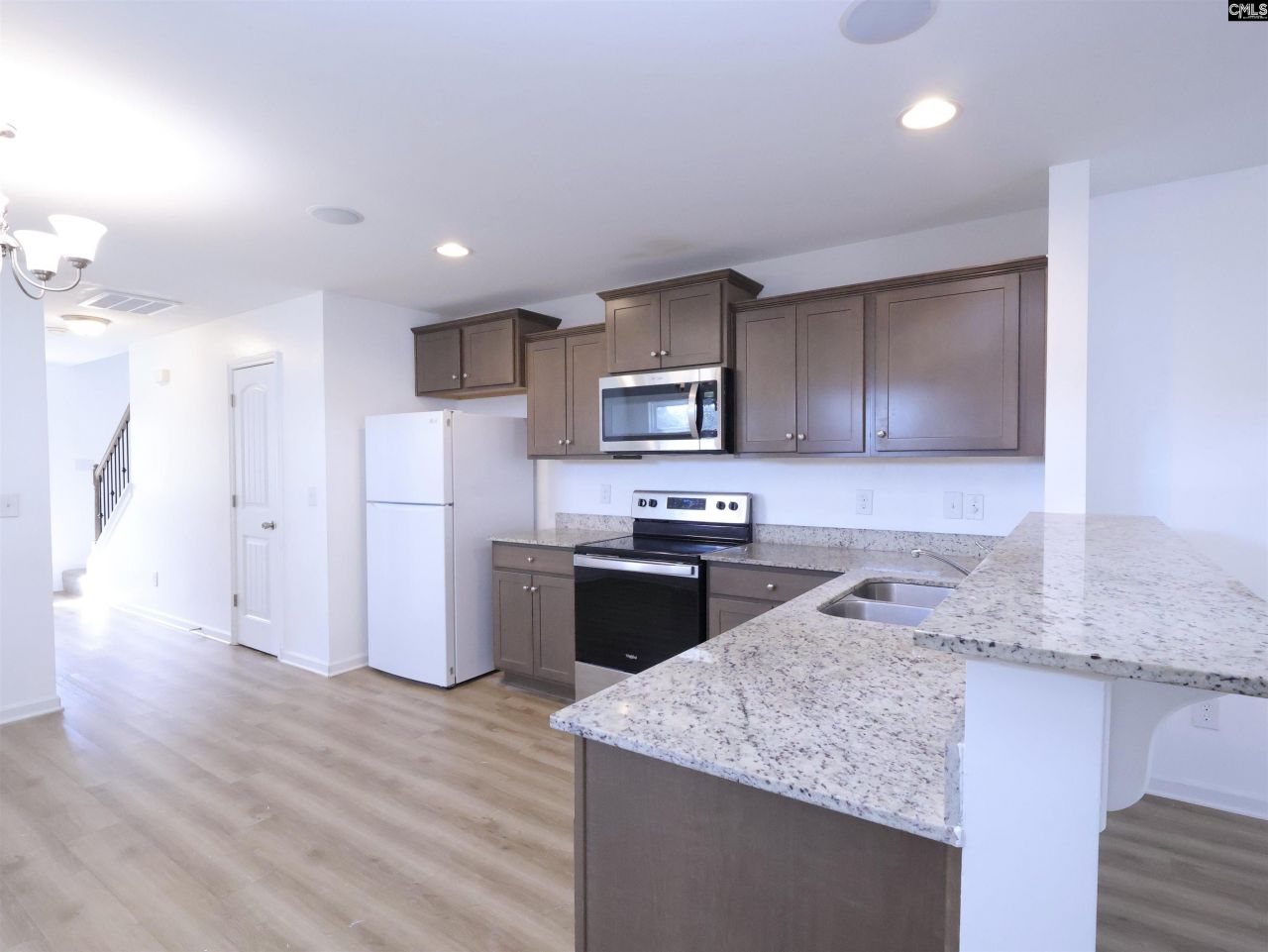 349 Gum Swamp Trl Photo 4