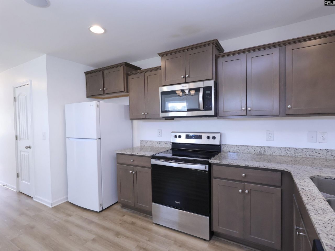 349 Gum Swamp Trl Photo 7