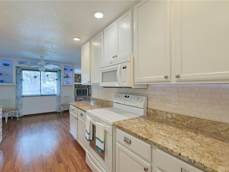 2054 Washington Creek Lane, Washington Township, OH 45458 Photo 15