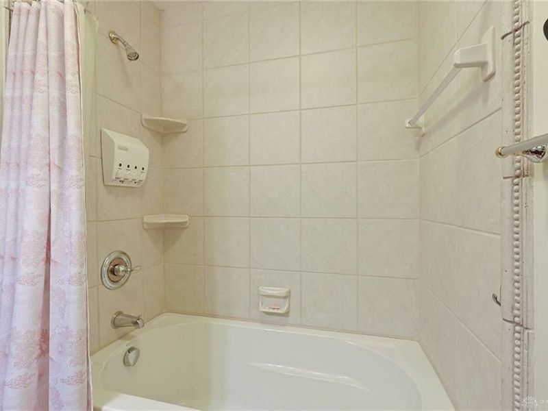 2054 Washington Creek Lane, Washington Township, OH 45458 Photo 23