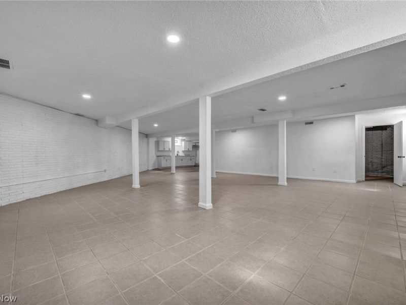 283 Haven Avenue, Barberton, OH 44203 Photo 48