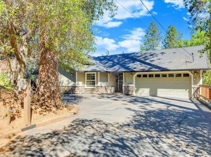 12857 Mueller Dr, Groveland, CA 95321 Photo