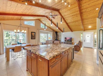 12857 Mueller Dr, Groveland, CA 95321 Photo