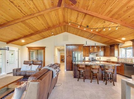 12857 Mueller Dr, Groveland, CA 95321 Photo