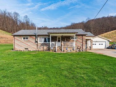 776 Statler Run Road, Fairview, WV 26570