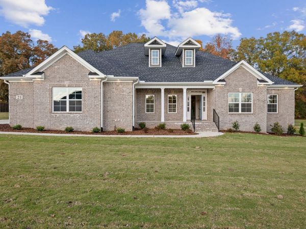 21 Hancock Branch Dr , Fayetteville, TN 37334