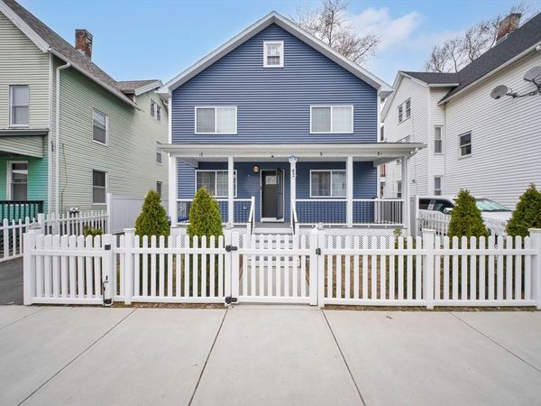 42 Ringgold St, Springfield, MA 01104