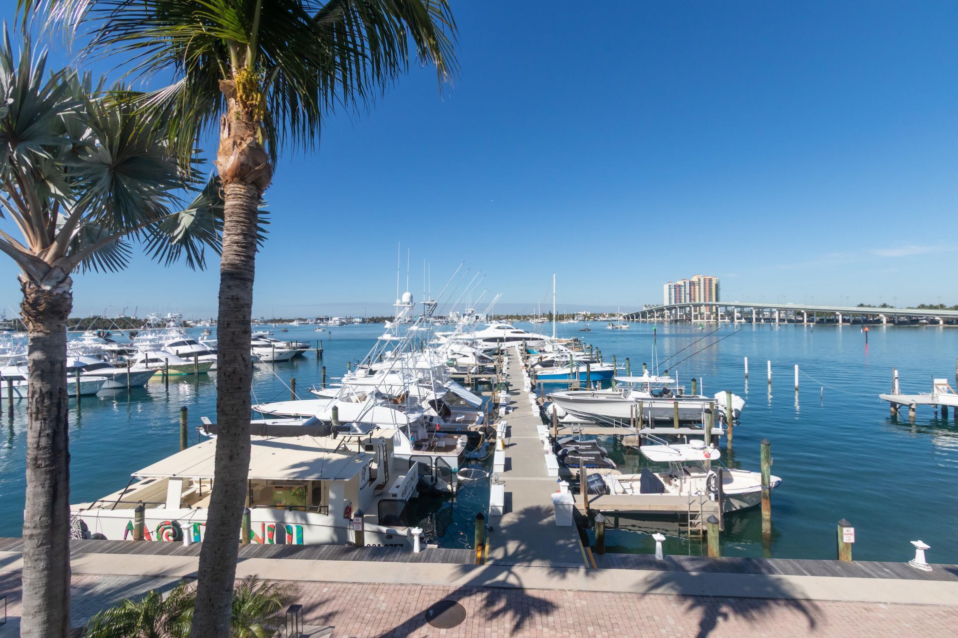 184 Lake Drive, Unit 3201, Palm Beach Shores, FL 33404 Photo