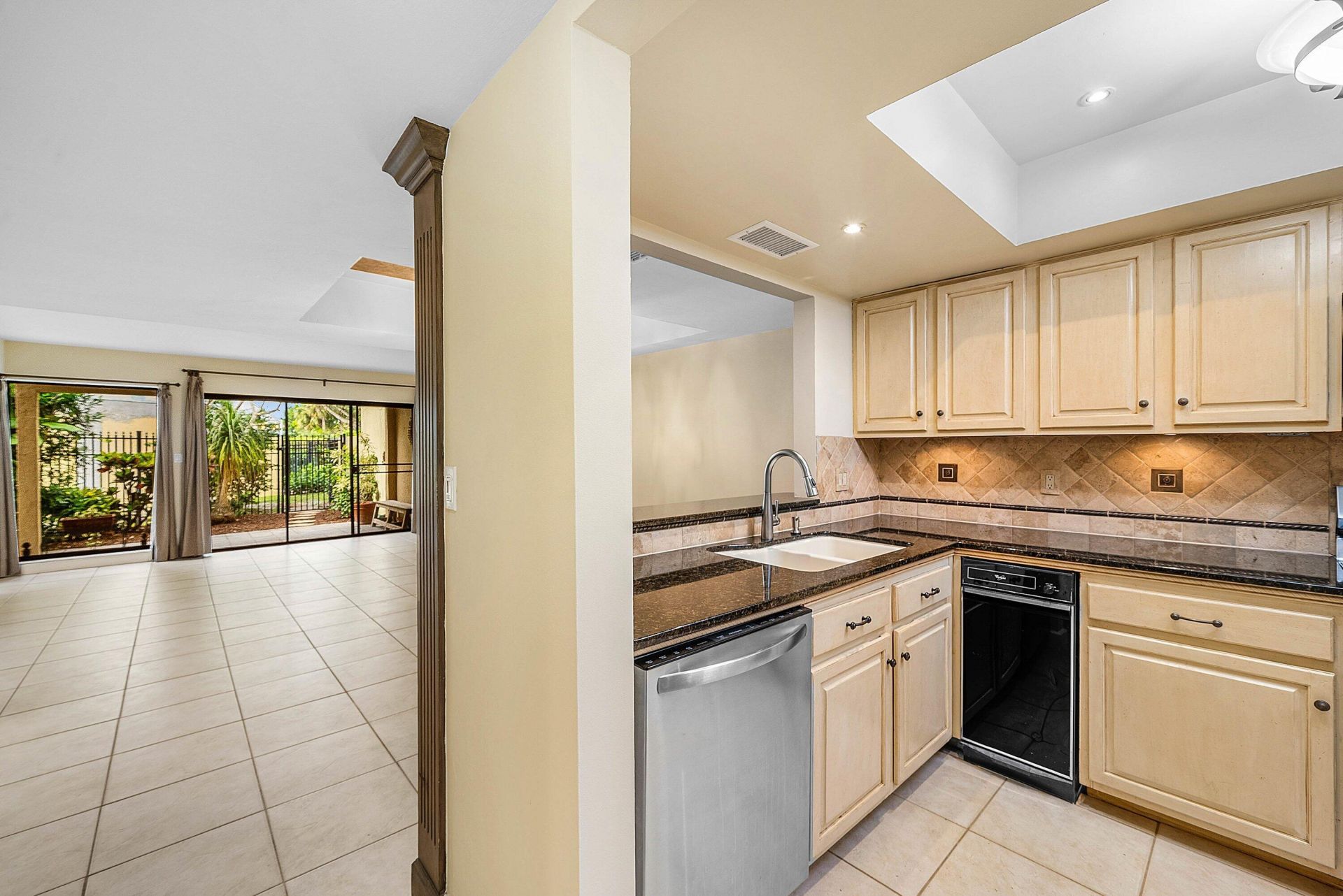 5664 Santiago Circle, Boca Raton, FL 33433 Photo
