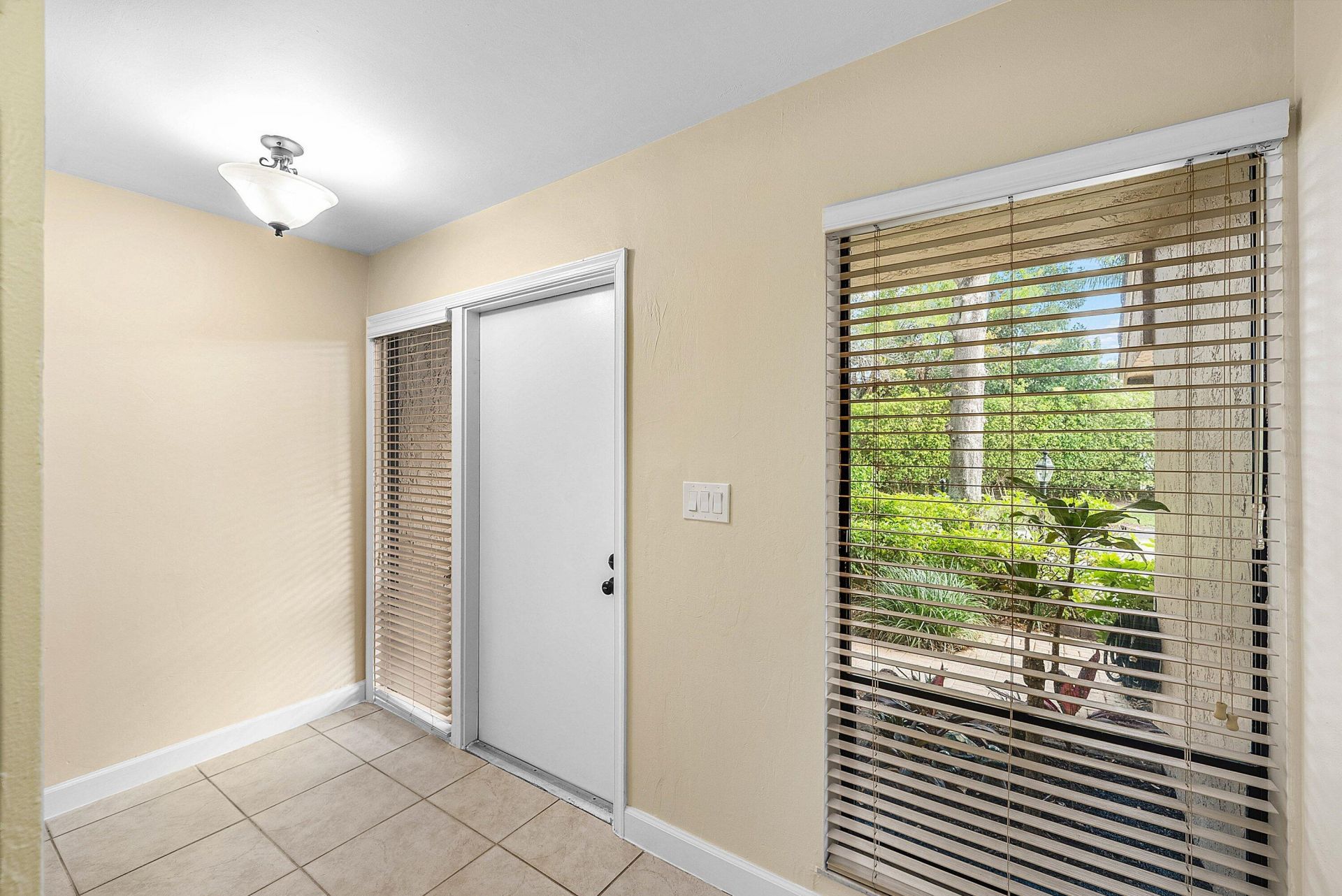 5664 Santiago Circle, Boca Raton, FL 33433 Photo