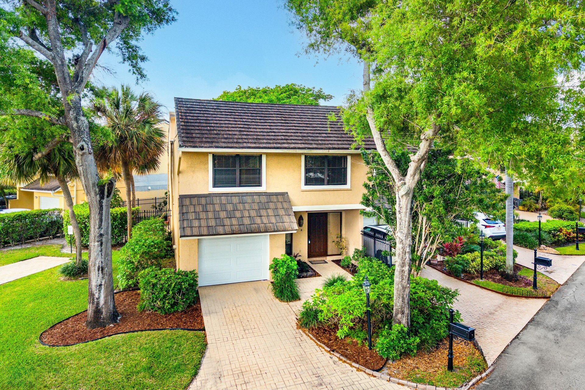 5664 Santiago Circle, Boca Raton, FL 33433 Photo