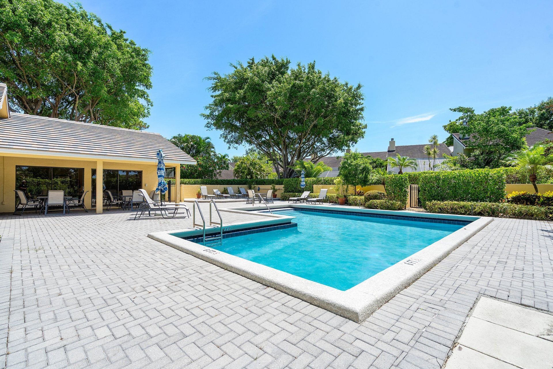 5664 Santiago Circle, Boca Raton, FL 33433 Photo