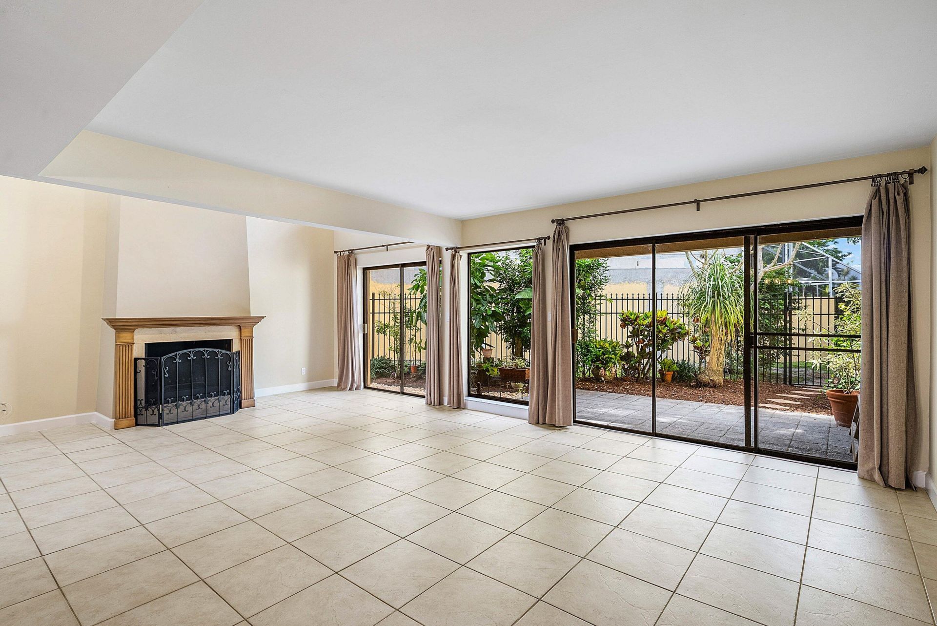 5664 Santiago Circle, Boca Raton, FL 33433 Photo