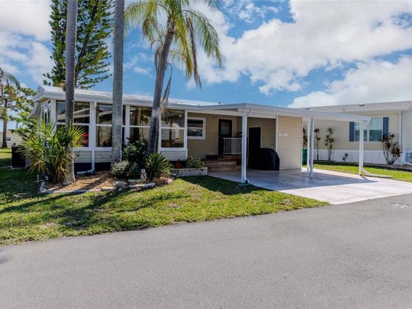 2100 KINGS HIGHWAY CRESCENT, Unit 693, PORT CHARLOTTE, FL 33980