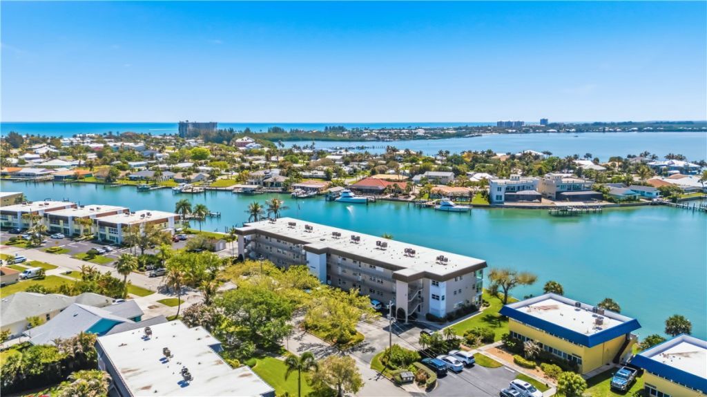 1223 Bayshore Drive, Unit 308, Hutchinson Island, FL 34949 Photo