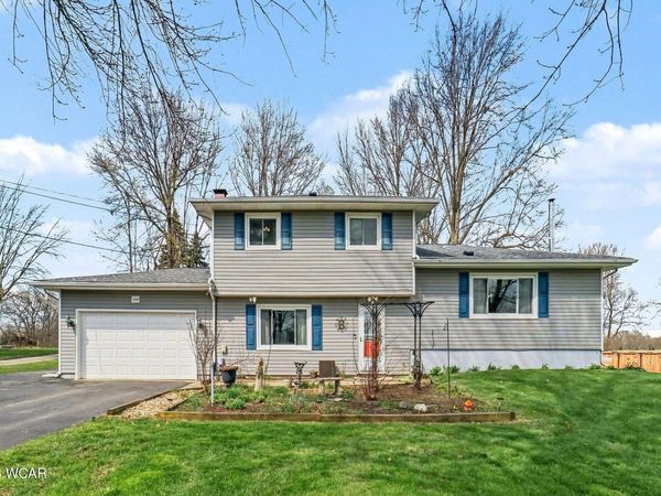 5369 Mirror Lake Drive, Lima, OH 45801