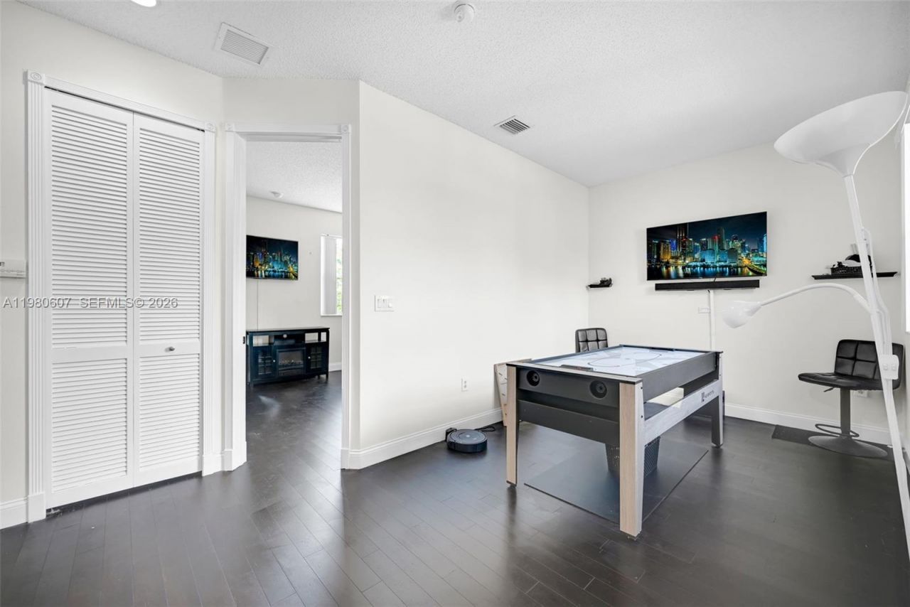 2007 NE 6th Ct, Homestead, FL 33033 Photo