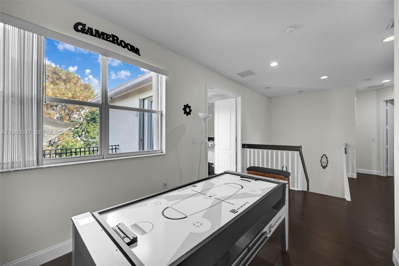 2007 NE 6th Ct, Homestead, FL 33033 Photo