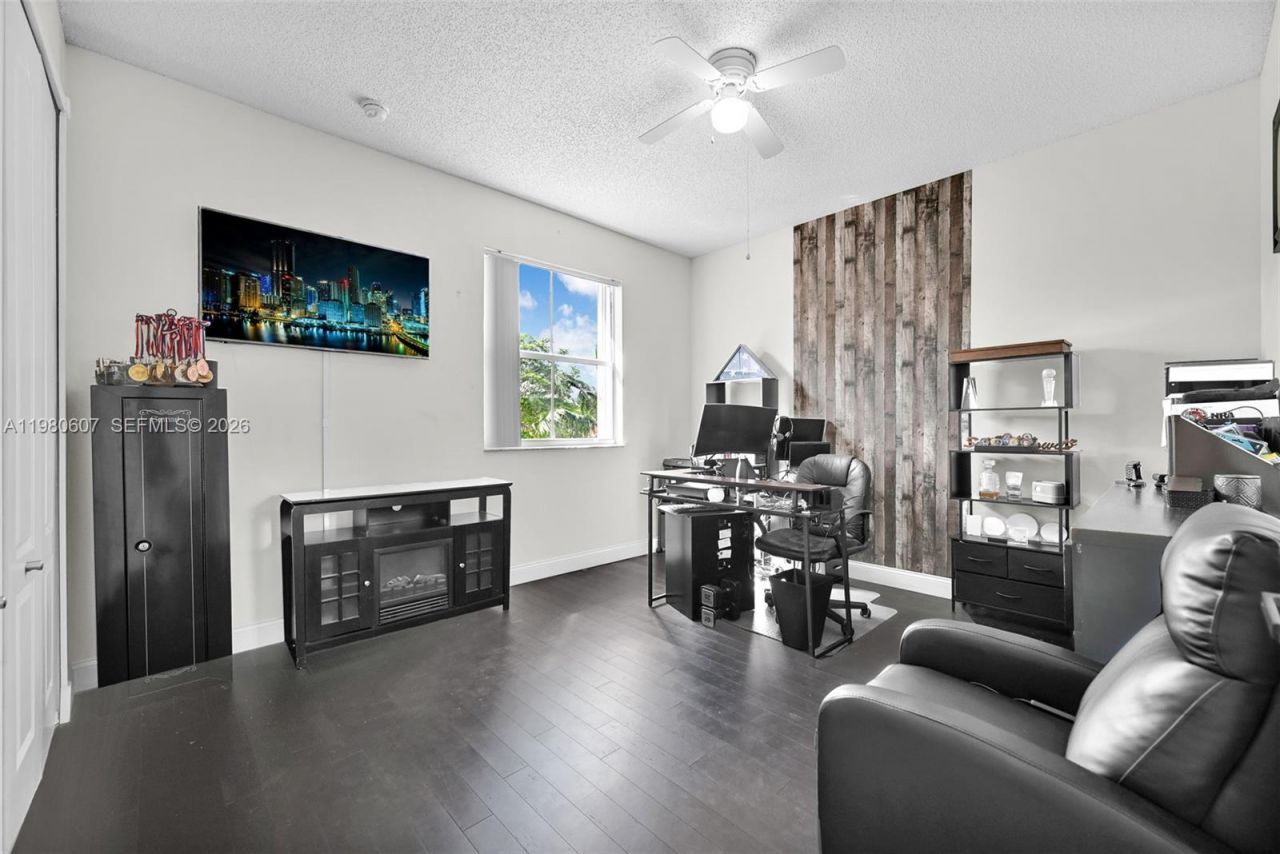2007 NE 6th Ct, Homestead, FL 33033 Photo