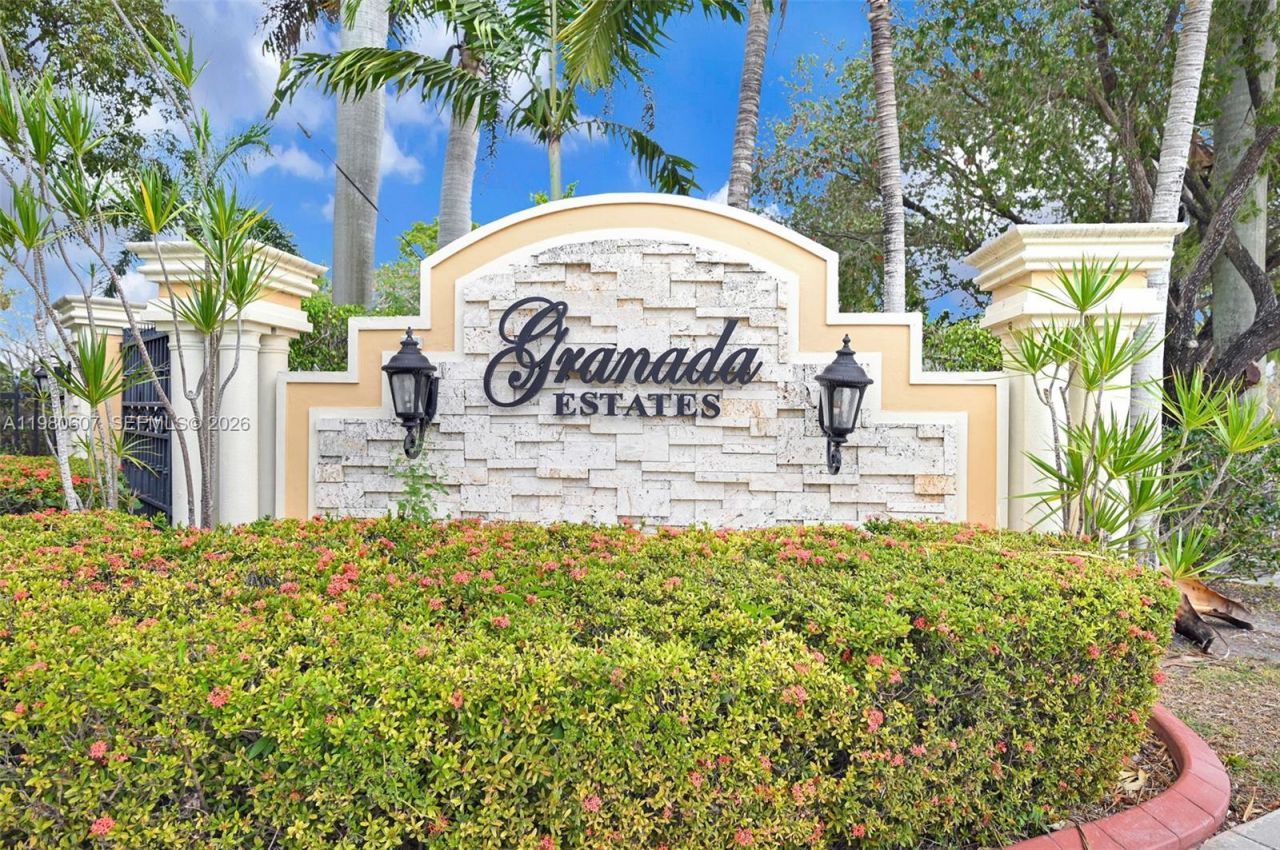 2007 NE 6th Ct, Homestead, FL 33033 Photo
