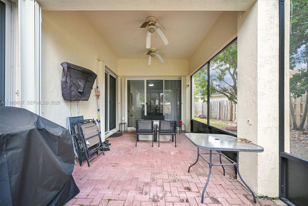 2007 NE 6th Ct, Homestead, FL 33033 Photo