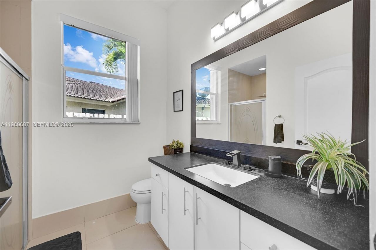 2007 NE 6th Ct, Homestead, FL 33033 Photo
