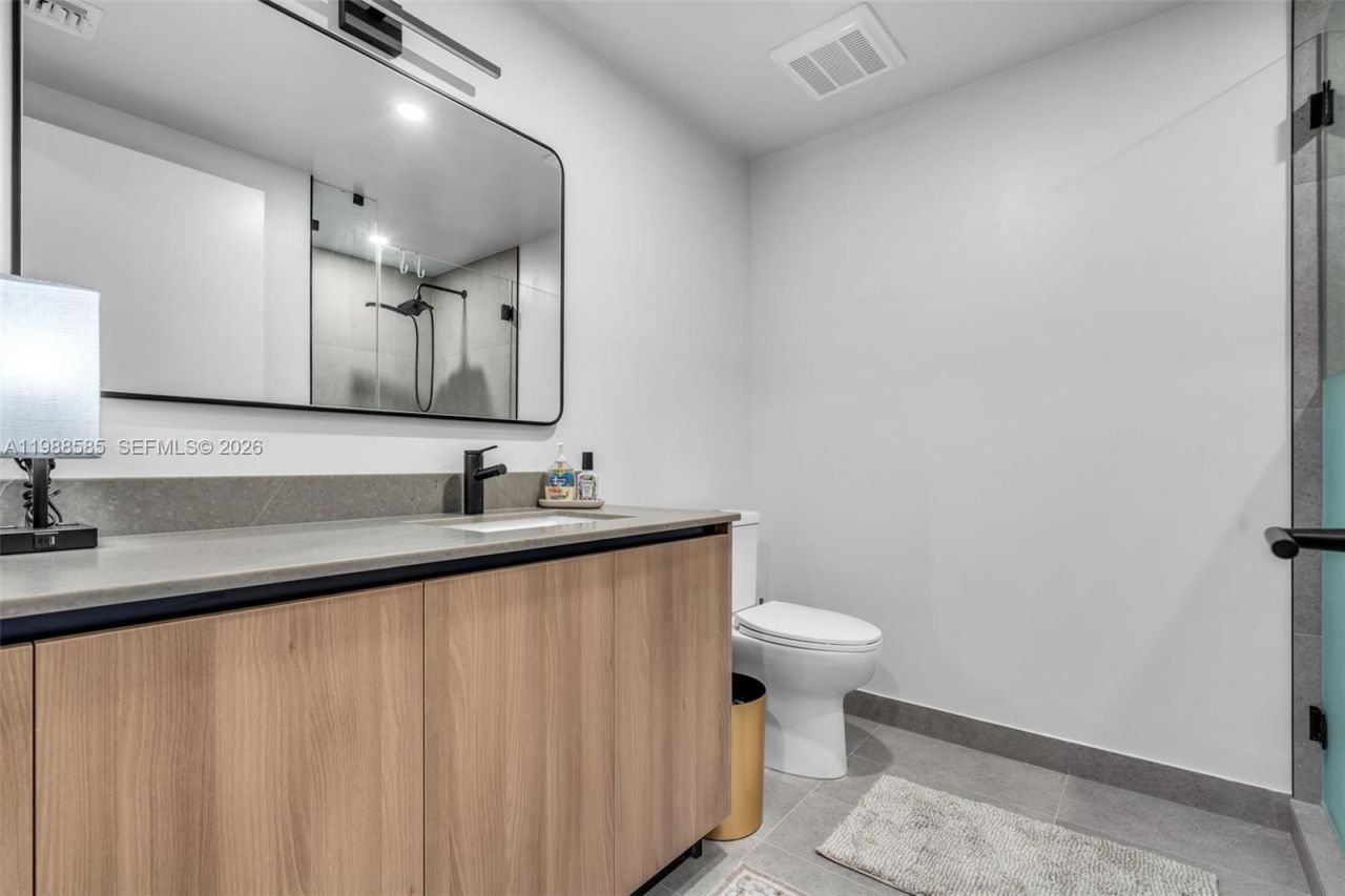 121 NE 5th St, Unit 2304, Miami, FL 33132 Photo