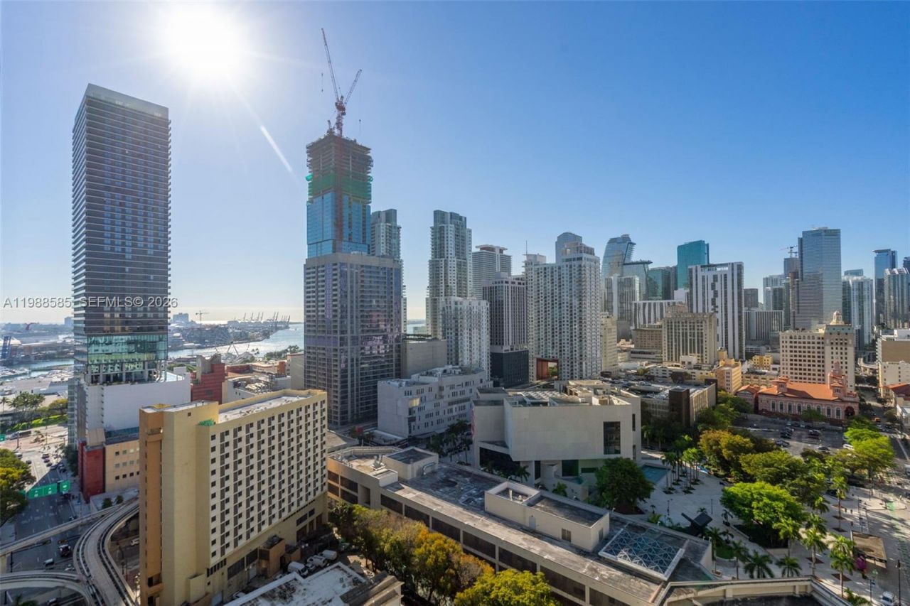 121 NE 5th St, Unit 2304, Miami, FL 33132 Photo