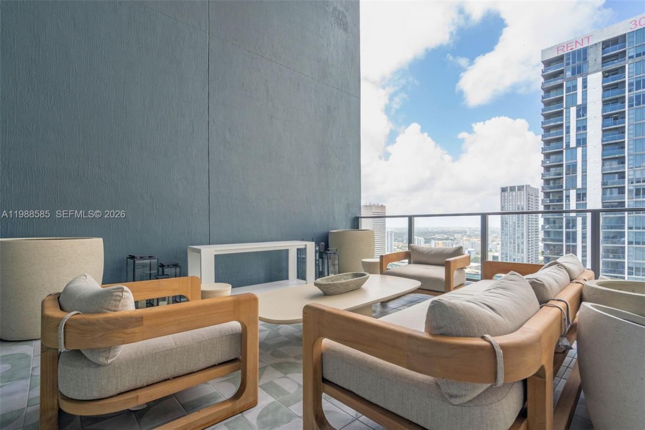 121 NE 5th St, Unit 2304, Miami, FL 33132 Photo