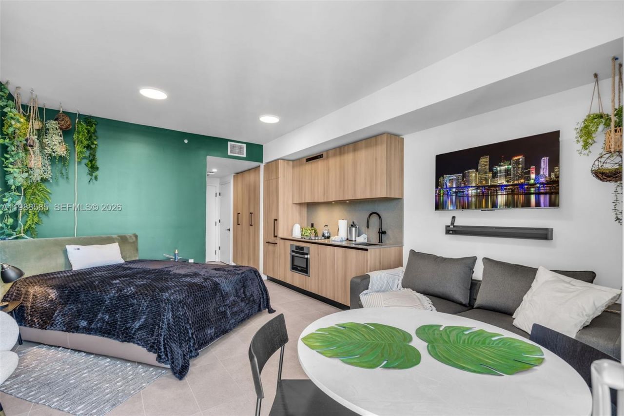 121 NE 5th St, Unit 2304, Miami, FL 33132 Photo