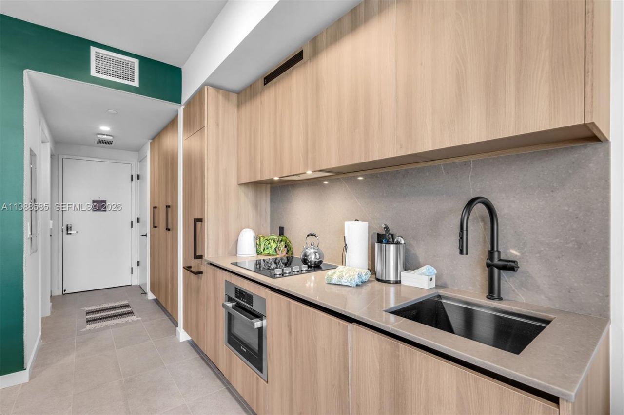 121 NE 5th St, Unit 2304, Miami, FL 33132 Photo